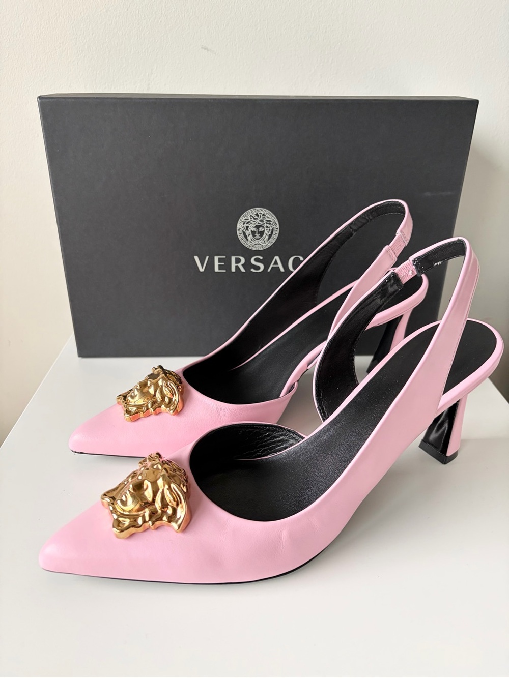 Versace La Medusa Slingback Pumps